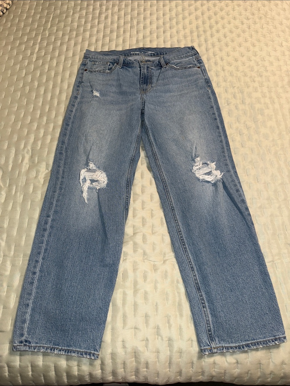 Old Navy boyfriend loose Mid Rise Distressed Women's Jeans